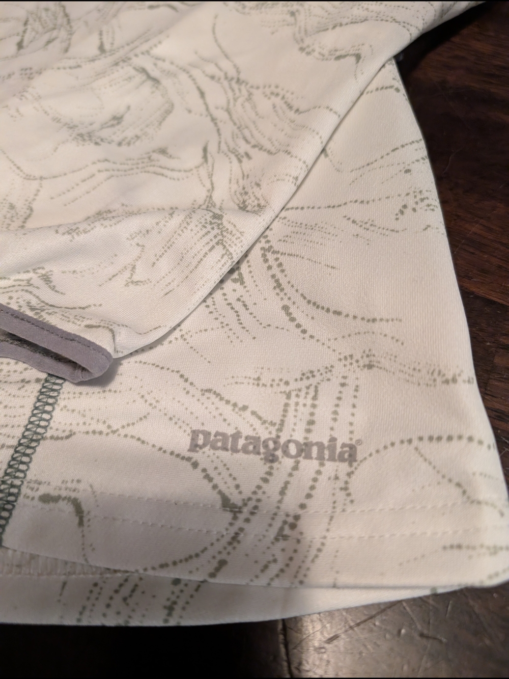 Patagonia Sunshade Hoody, Women's Medium, White/Grey - Picture 2 of 10